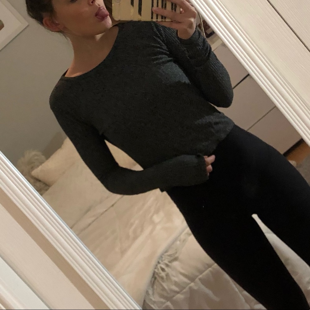 Cropped brandy sweater - Picture 3 of 6